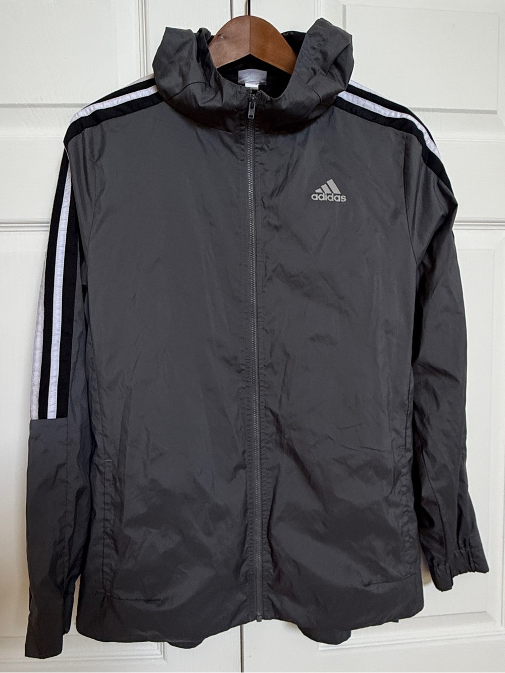Adidas Women’s XL Gray Hooded Windbreaker
